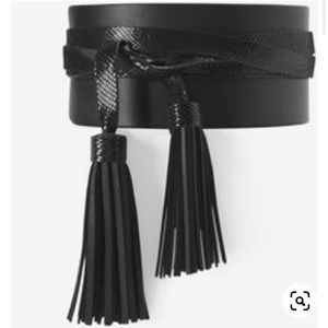 White House Black Market Obi belt